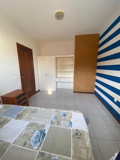 Vivenda Com Patio, No Coracao Do Mindelo Villa Bagian luar foto