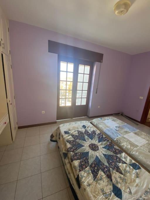 Vivenda Com Patio, No Coracao Do Mindelo Villa Bagian luar foto