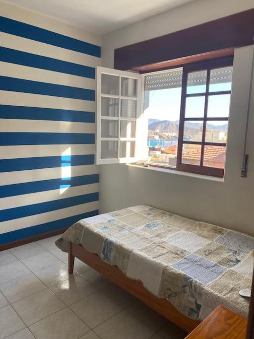 Vivenda Com Patio, No Coracao Do Mindelo Villa Bagian luar foto